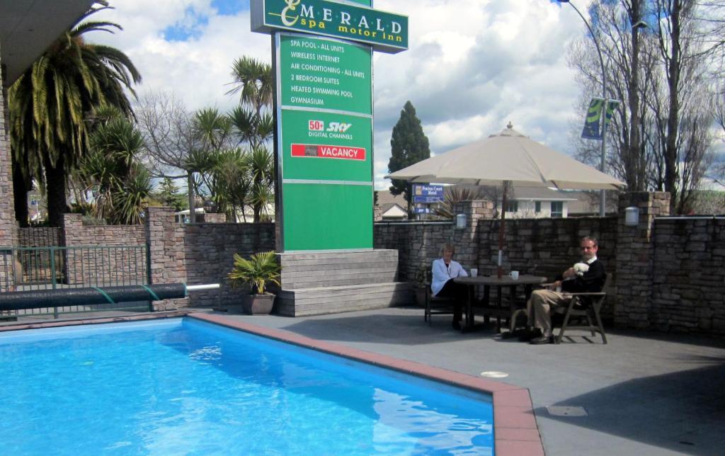 Stay 284 Rotorua - Refurbished Modern Accommodation Екстер'єр фото