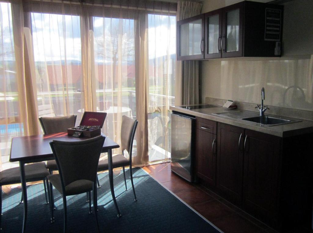 Stay 284 Rotorua - Refurbished Modern Accommodation Екстер'єр фото