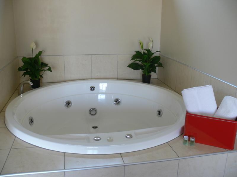 Stay 284 Rotorua - Refurbished Modern Accommodation Екстер'єр фото