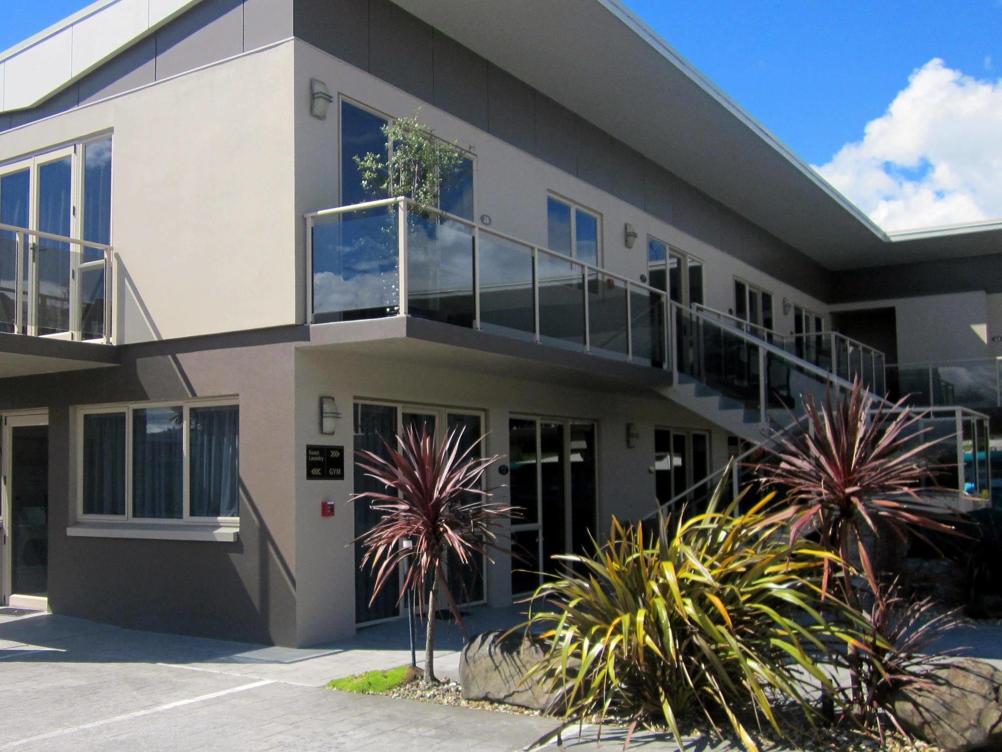 Stay 284 Rotorua - Refurbished Modern Accommodation Екстер'єр фото